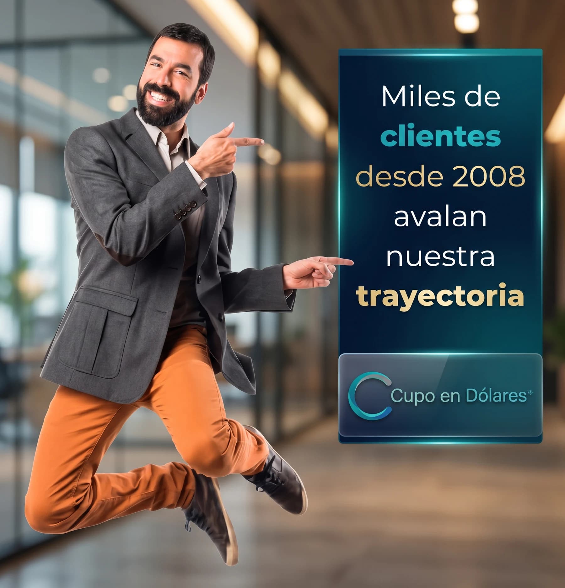 Cliente celebrando su cambio de cupo en dólares, avalado por miles de clientes de Cupo en Dólares Chile